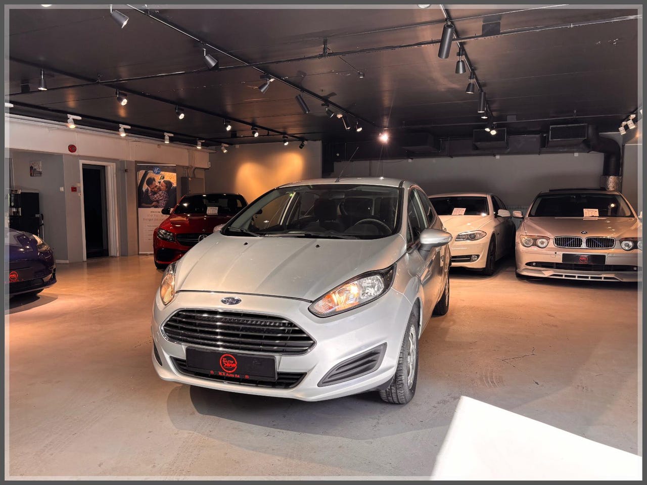 Ford Fiesta OUTLET// GODKJENT TIL 2027// AC// SETEVARMER//MYE UTS.
