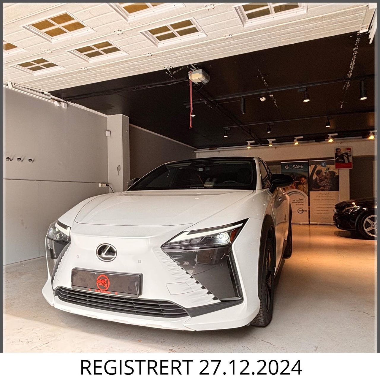 Lexus RZ450e